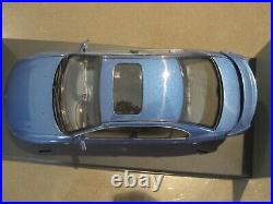 118 Autoart Biante 73308 Holden Commodore VX Hsv Clubsport Delft Blue