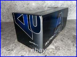 118 Biante Holden HSV VX Clubsport R8 15th Anniversary Commodore Delft Blue