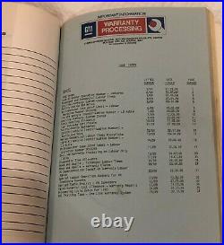 Holden Gmh Service Communication 1989 Year Book Commodore VL Vn Calais LD Je Hsv